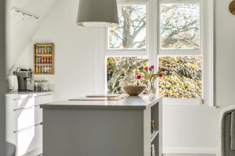 1376587-10-6915d2...