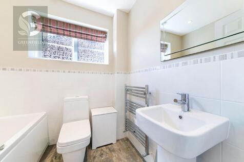 Cullerne Close, off West Street, Ewell Village, Epsom, KT17 1XY