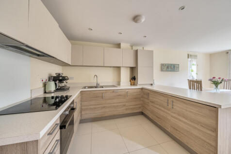 1347006-17-68b846...