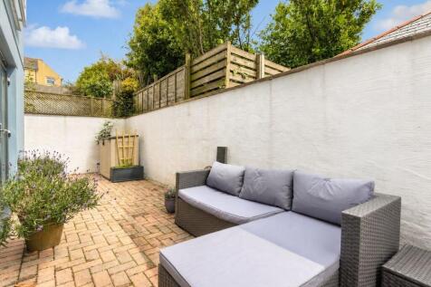 Property Image 9