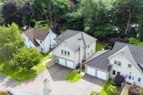 4 bed, 3 bath Detached in Leeds - Photo 19
