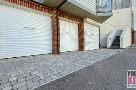 Estate Agents in Hythe - Your Key Move. Property a