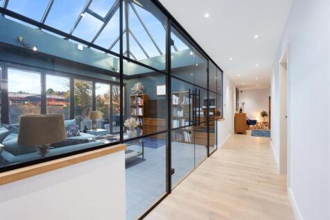 Glass wall 2.jpg