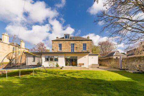 6 bed, 4 bath Detached in Edinburgh - Photo 30