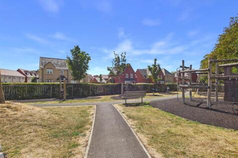 Communal Play Park