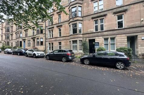Flat in G20 8QW