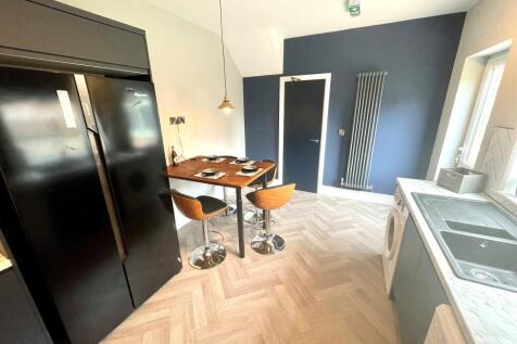 Kitchen (2)
