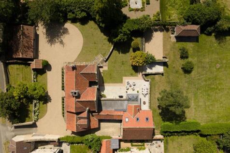 Aerial Plot