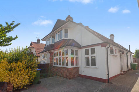 35 Crombie Road, Sidcup, DA15 8AT