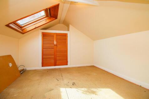 LOFT ROOM