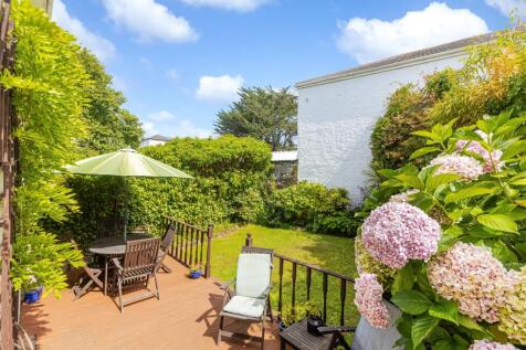 A06 - Bridge Road Torquay, Olivet - 250814.jpg