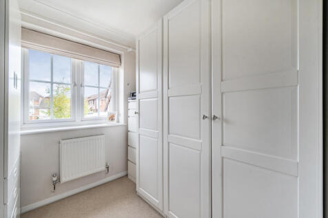 1373597-12-68ff72...