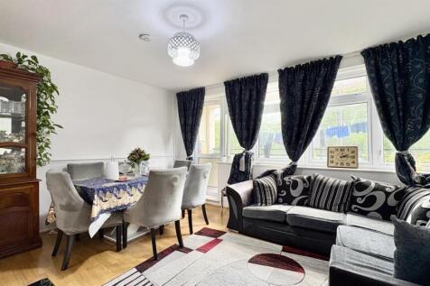 Pennyfields, E14 for Sale by Barrain London Estate