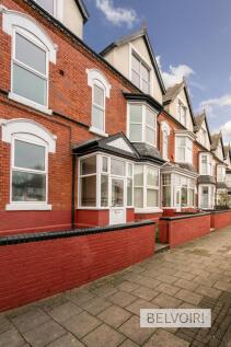 Belvoir Birmingham are pleased to present this one-bedroom apartment situated on Vicarage Road, B18, just a short distance from Birmingham City Centre and the Jewellery Quarter.