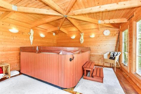 Workshop/Outbuildings