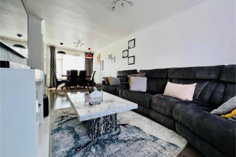 WhatsApp Image 2025-06-30 at 10.49.01 AM.jpeg