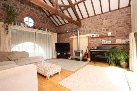 Living Room.JPG