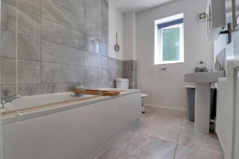 17- Rob Hammond EweMove Pontefract