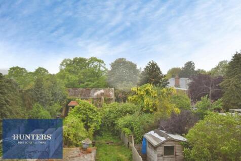 REAR GARDEN VIEW.JPG