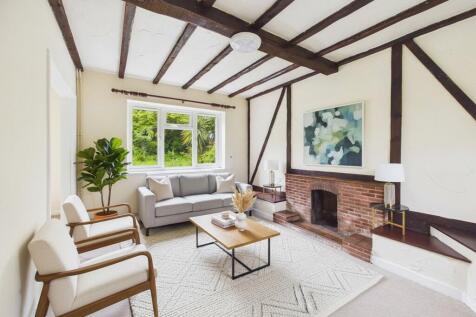 Lounge (Virtually Furnished)