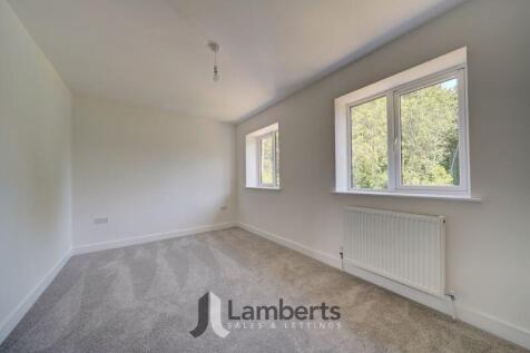 Spacious Master Bedroom