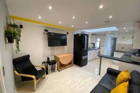 6 Bedroom House in B29 6AH