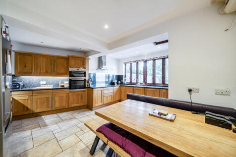 Kitchen/Breakfast Rm