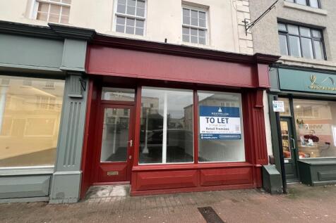 Retail Property (high street) to rent in knaresborough