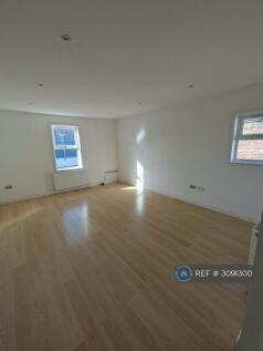 2 Bedroom Flat in PO5 2EE