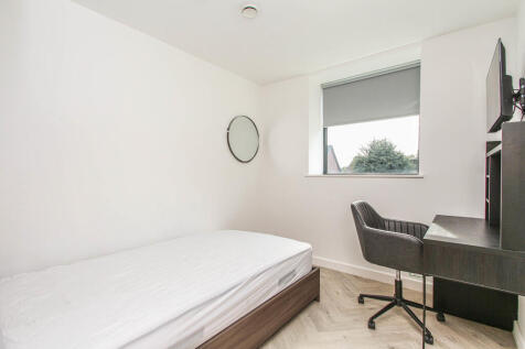 Ensuite Room 1
