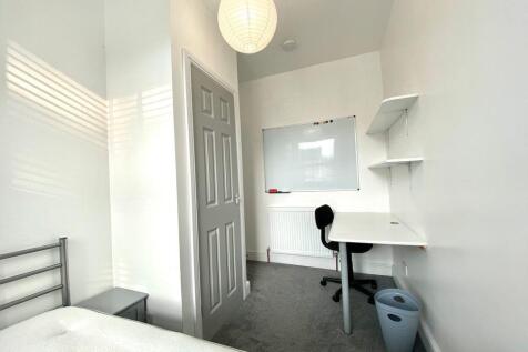 Bedroom 2. Picture 2.jpeg