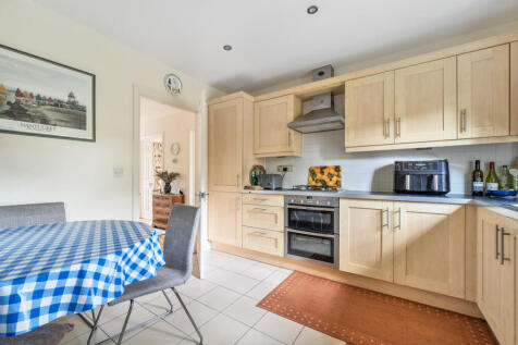 1315161-9-685a82f...