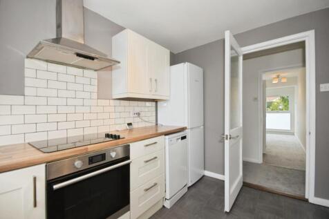 KITCHEN 03.jpg