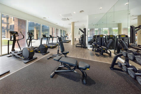 2.9.6.8.32 BARKING WHARF 0824 032