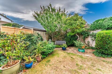 1.14 - rear garden.jpeg