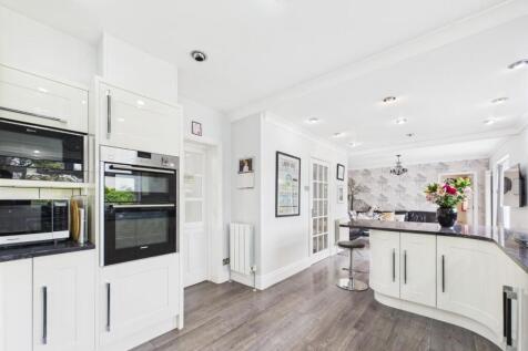 Kitchen/Dining/Living Area