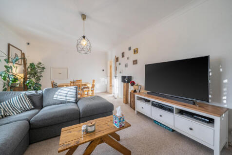 1383097-2-6925b9c...