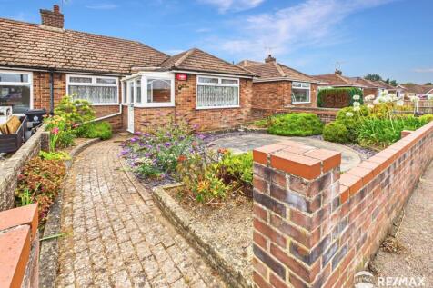 Front Garden.jpg