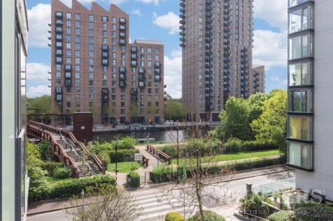 Flat 29, Egret Heights N17 9GJ-11.jpg