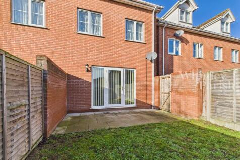 CAM04332G0-PR0557...