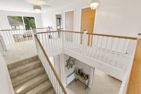 5 bed, 5 bath Detached in Glasgow - Photo 17
