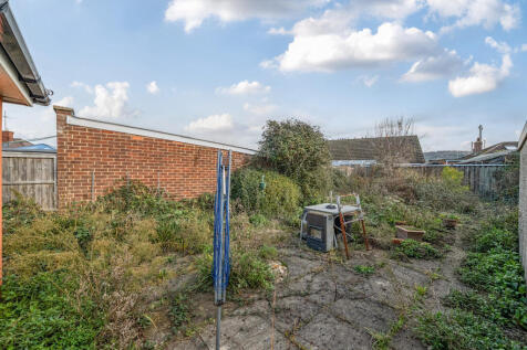 1382146-6-691f135...