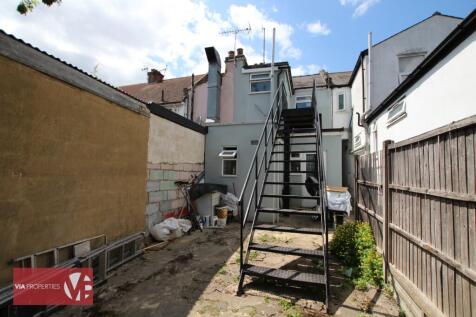 45a High Road Wormley Broxbourne via properties estate letting c