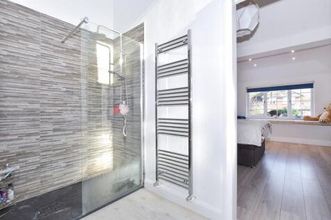 Jack And Jill En-Suite