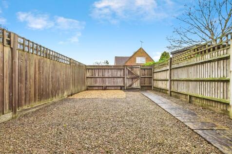 831ad49b-CAM01085...