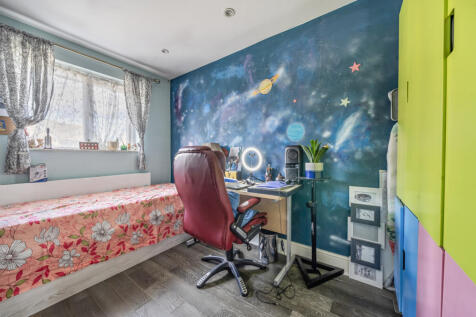 1349384-16-68b9ae...