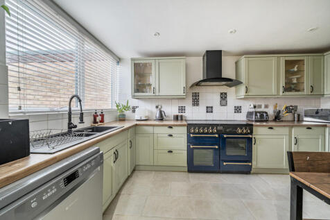 1387398-3-6931a9d...