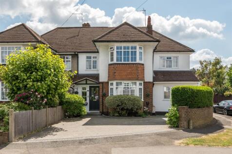 16 Craddocks front of house.jpg