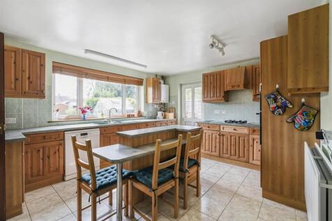 61 London Road, Towcester