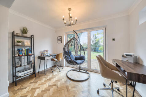 1370917-13-68f757...